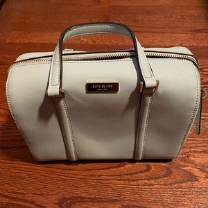 Kate Spade versatile medium convertible crossbody bag. Teal color. Like new.